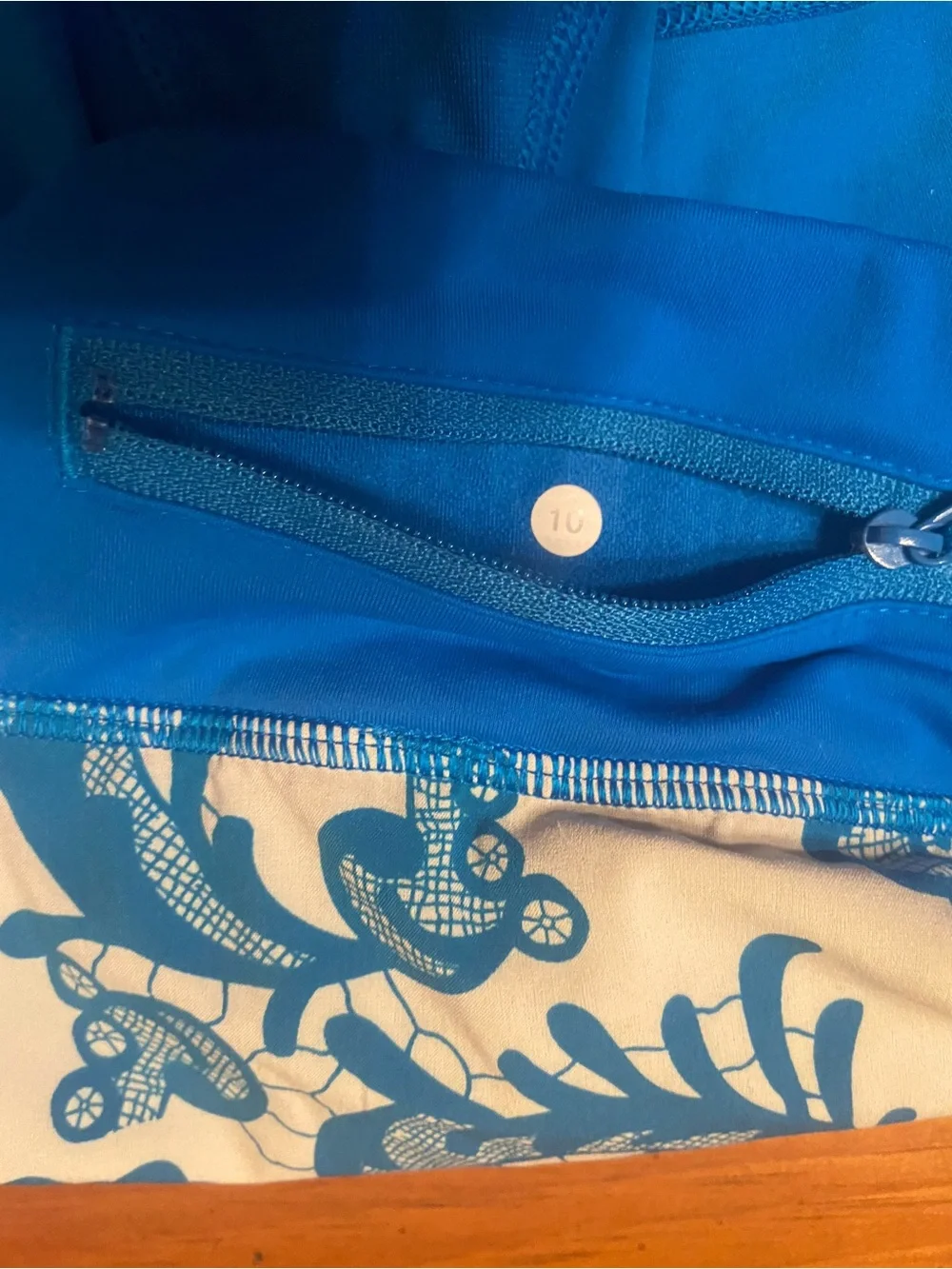 Lululemon Run: Chase Me Skirt Laceoflage Polar Cream Beaming Blue size 10